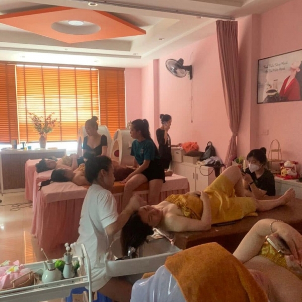 So sánh Trị liệu, chăm sóc da, tóc thông minh